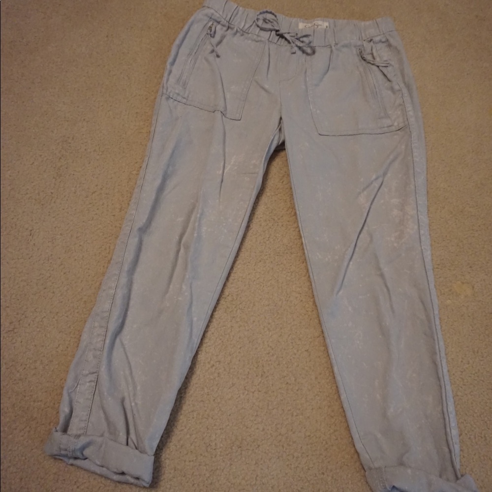 Jessica Simpson distressed Capri pants